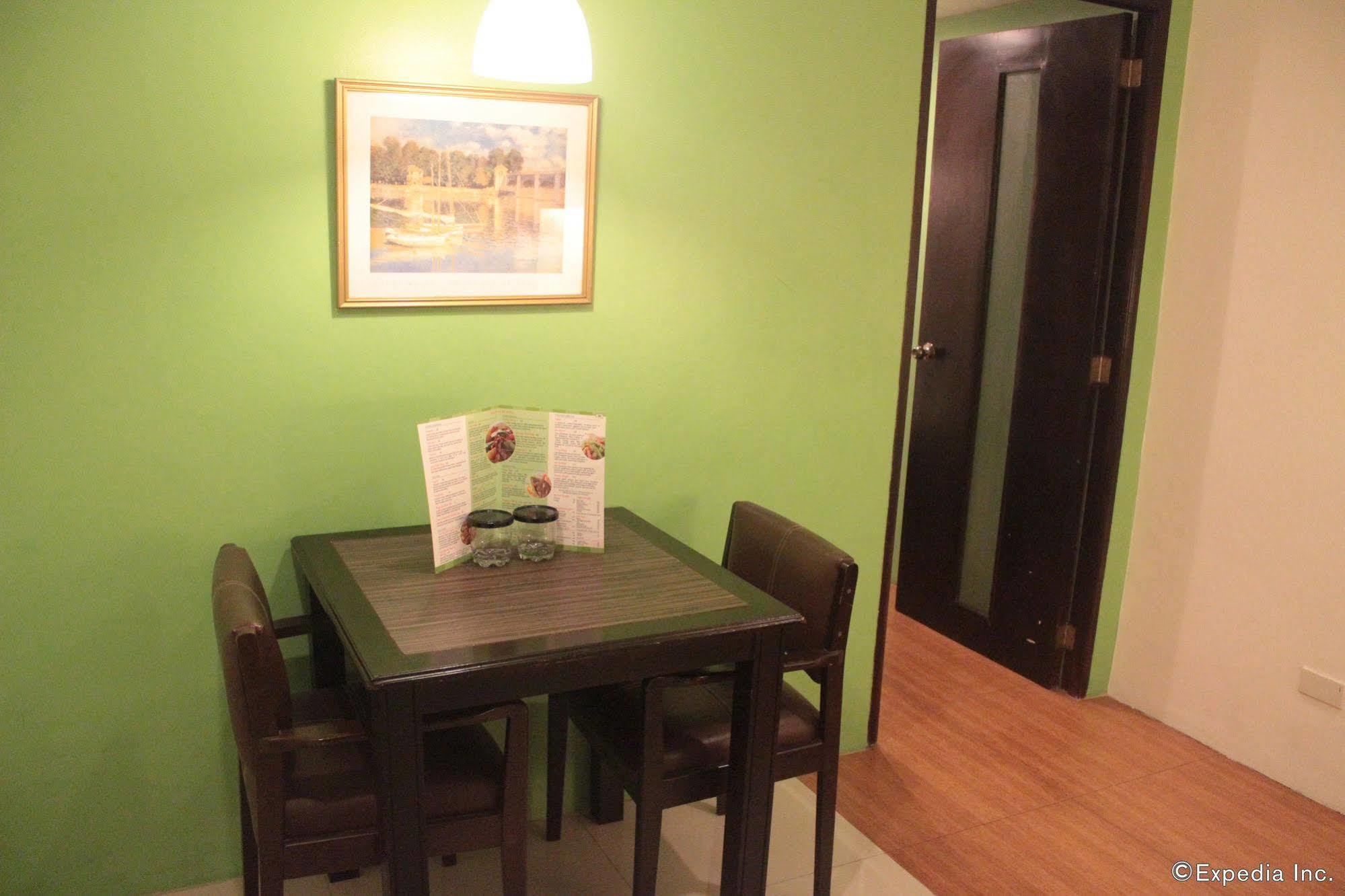 Acl Suites Bandar Quezon Luaran gambar